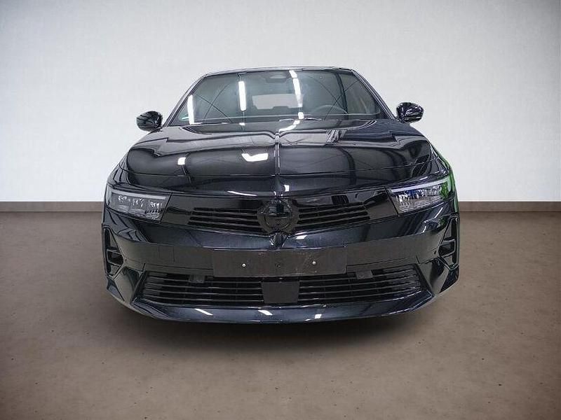 Gebraucht Opel Astra 131 PS (96 kW) 2025 Diamant schwarz/karbon schwarz Kombi