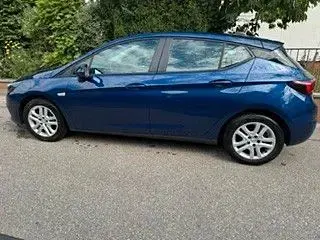 Gebraucht Opel Astra 110 PS (80 kW) 2020 Blau Limousine