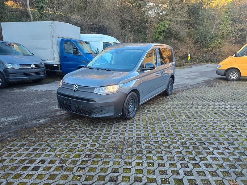 Gebraucht VW Caddy Basis 75 PS (55 kW) 2024 Grau Van / Kleinbus