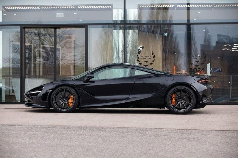 Gebraucht McLaren 750S 751 PS (552 kW) 2025 Schwarz Coupé