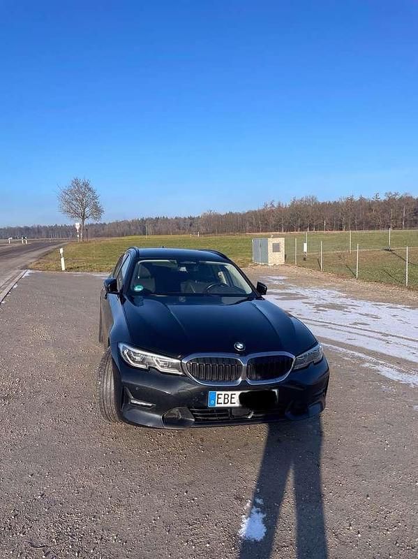 Gebraucht BMW 320 190 PS (139 kW) 2020 Schwarz Kombi
