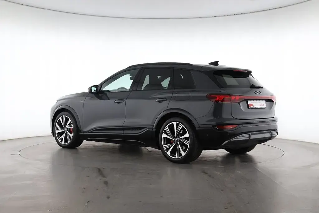 Gebraucht Audi Q6 e-tron Performance 225 kW (306 PS) 2025 Magnetgrau SUV