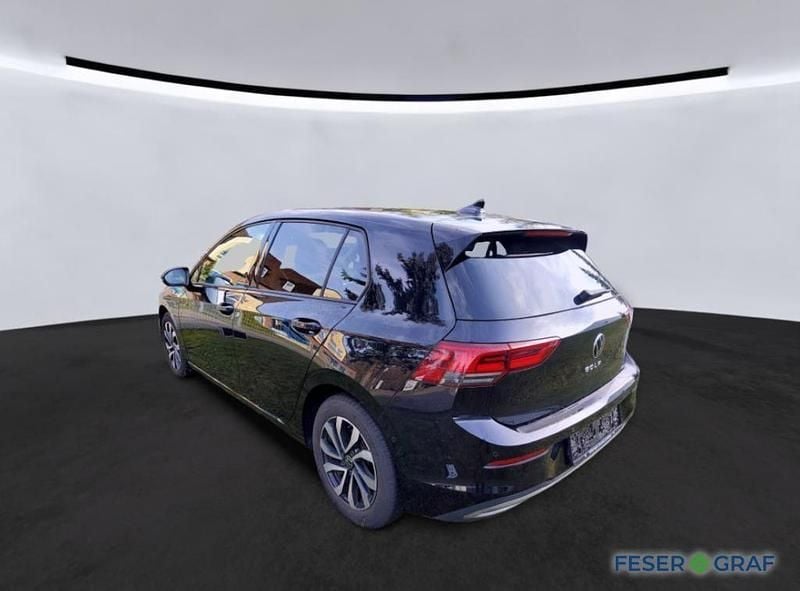 Gebraucht VW Golf VIII Active 150 PS (110 kW) 2023 Schwarz Limousine