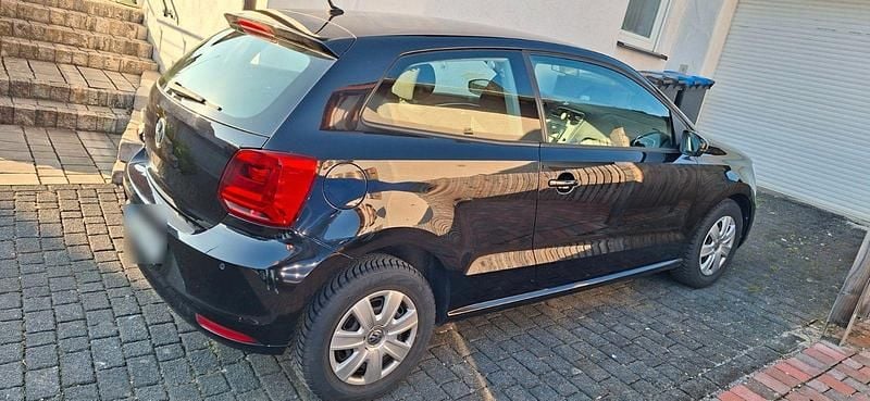 Gebraucht VW Polo Comfortline 60 PS (44 kW) 2017 Schwarz Kleinwagen