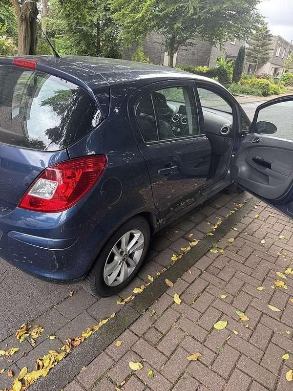Blau Gebraucht 2014 Opel Corsa Energy Limousine | 4.100 € (Guter Preis) - Bild 1/4