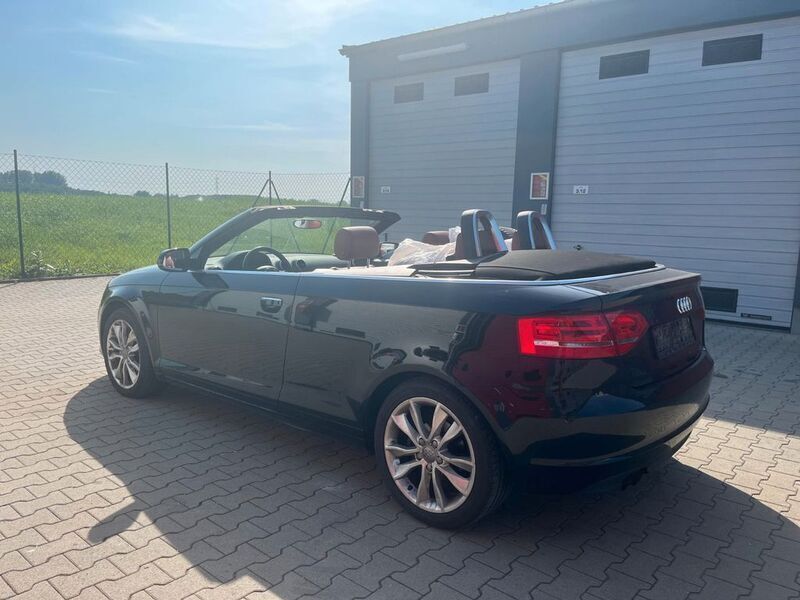 Gebraucht Audi A3 Cabriolet Ambition 125 PS (91 kW) 2013 Schwarz Cabrio