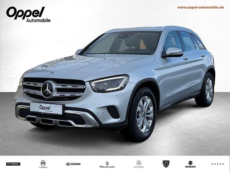 Iridiumsilber Gebraucht 2019 Mercedes GLC200 SUV | 32.699 € (Guter Preis) - Bild 1/3