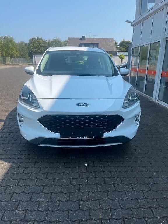Gebraucht Ford Kuga Cool & Connect 120 PS (88 kW) 2020 Weiß SUV