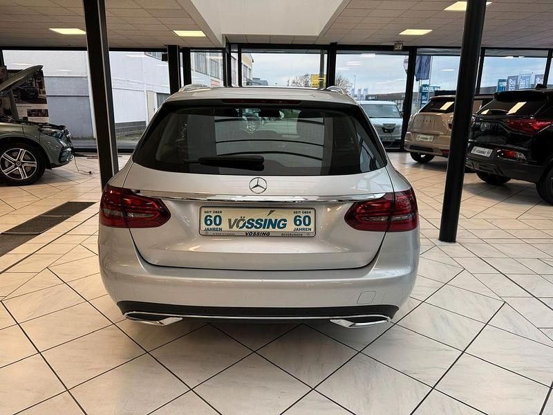 Gebraucht Mercedes C220 194 PS (142 kW) 2019 Iridiumsilber Kombi