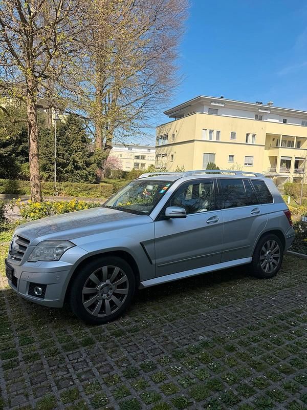 Gebraucht Mercedes GLK320 165 PS (121 kW) 2008 Silber SUV