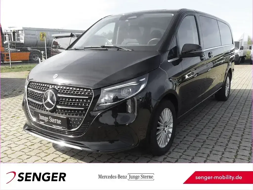 Gebraucht Mercedes V300 Avantgarde 237 PS (174 kW) 2025 Van / Kleinbus