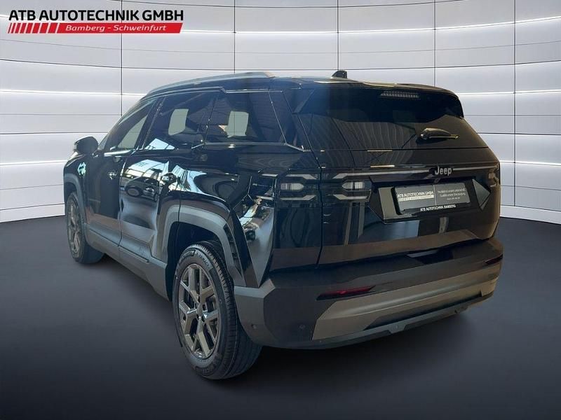 Uusi Jeep Compass 145 HP (106 kW) 2026 Musta Katumaasturi