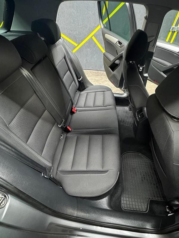 Gebraucht VW Golf VI 122 PS (89 kW) 2010 Grau Kleinwagen