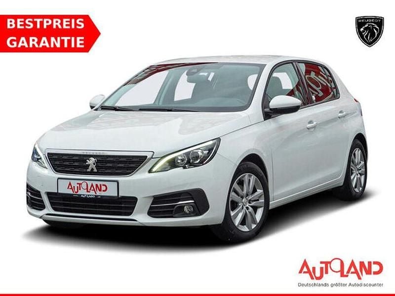 Weiß Gebraucht 2021 Peugeot 308 Active Limousine | 14.490 € (Fairer Preis) - Bild 1/4
