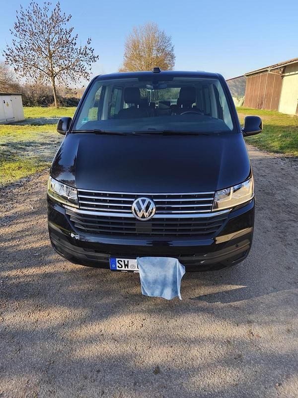 Schwarz Gebraucht 2021 VW Multivan Comfortline Van | 59.900 € - Bild 1/4