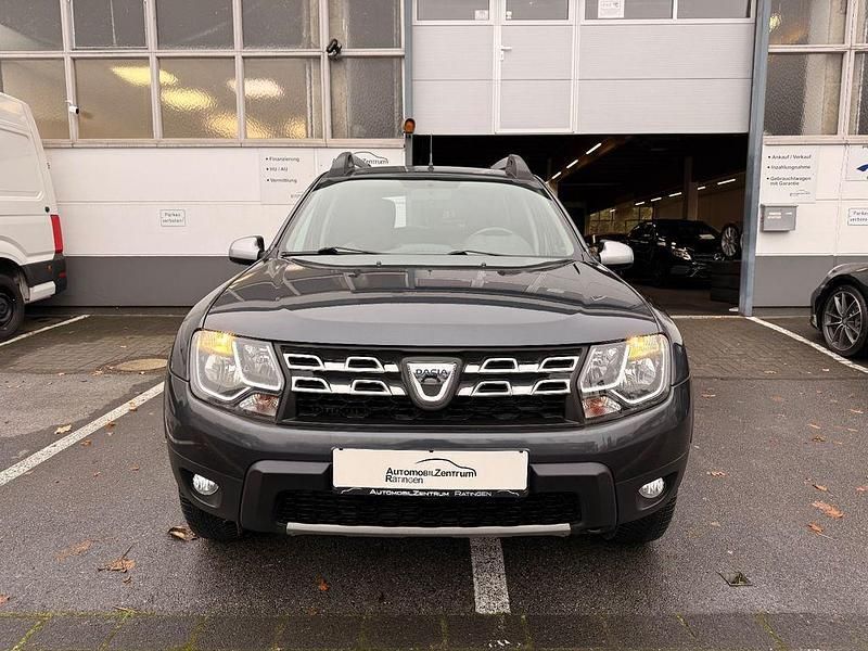 Gebraucht Dacia Duster Urban Explorer 125 PS (91 kW) 2016 Grau SUV