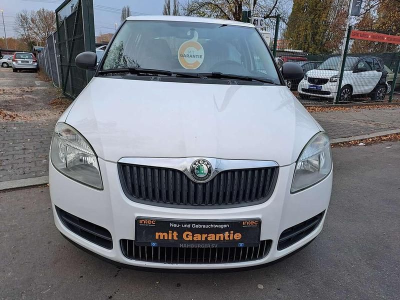Candyweiss Gebraucht 2009 Skoda Fabia Classic Kombi | 2.599 € (Fairer Preis) - Bild 1/4