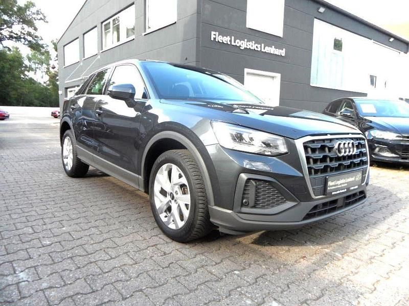 Gebraucht Audi Q2 150 PS (110 kW) 2023 Manhattangrau (metallic) SUV