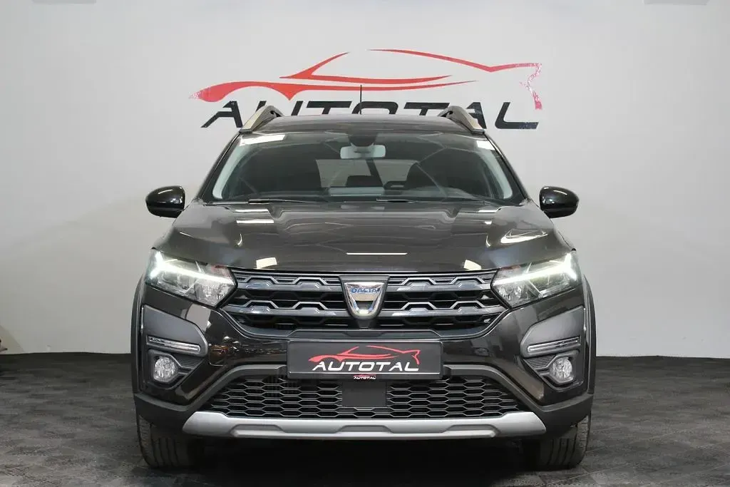 Gebraucht Dacia Jogger Comfort 101 PS (74 kW) 2022 Schwarz Van / Kleinbus