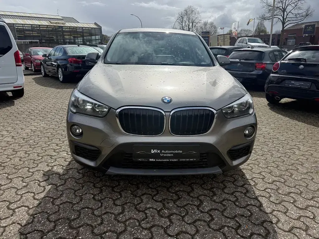 Gebraucht BMW X1 Advantage 140 PS (102 kW) 2017 Platinsilber SUV