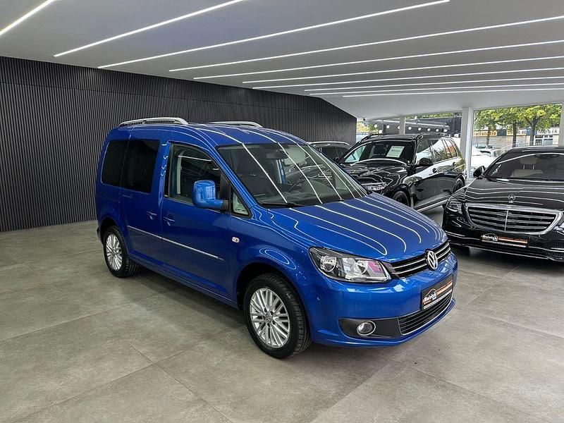 Blau Gebraucht 2014 VW Caddy Cup Van / Kleinbus | 14.950 € (Teuer) - Bild 1/4
