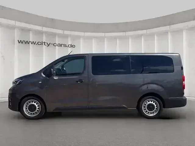 Gebraucht Toyota Proace Comfort 120 PS (88 kW) 2022 Grau Van / Kleinbus