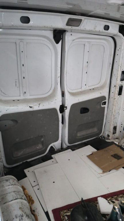 Grau Gebraucht 2008 Renault Trafic Van | 3.200 € (Guter Preis) - Bild 1/4