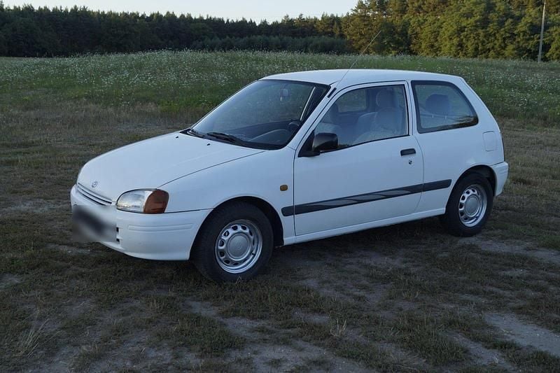 Gebraucht Toyota Starlet 75 PS (55 kW) 1999 Kleinwagen