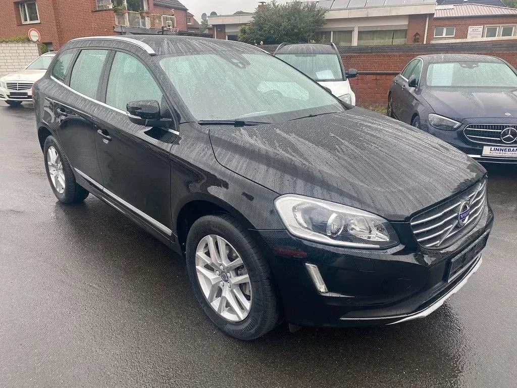 Gebraucht Volvo XC60 Summum 150 PS (110 kW) 2017 Schwarz SUV