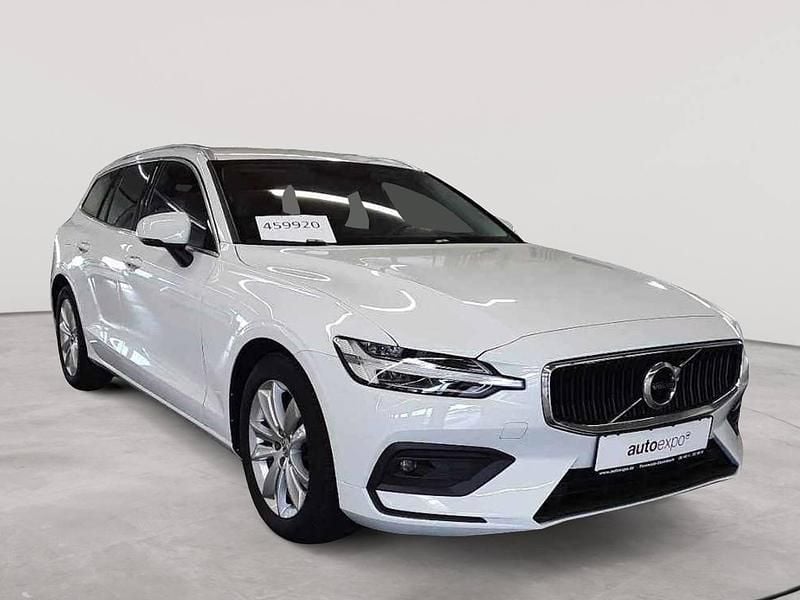 Ice white Gebraucht 2020 Volvo V60 Momentum Kombi | 22.990 € (Superpreis) - Bild 1/4