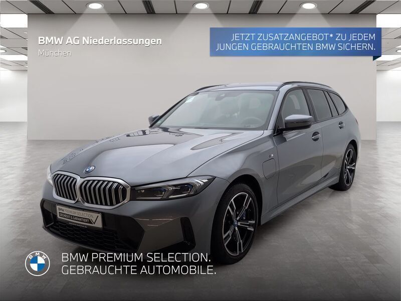 Grau Gebraucht 2024 BMW 330e M Sport Kombi | 43.507 € (Fairer Preis) - Bild 1/2
