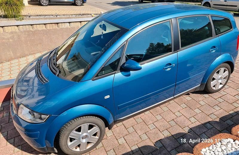 Second-hand Audi A2 110 CP (80 kW) 2002 Albastru Hatchback