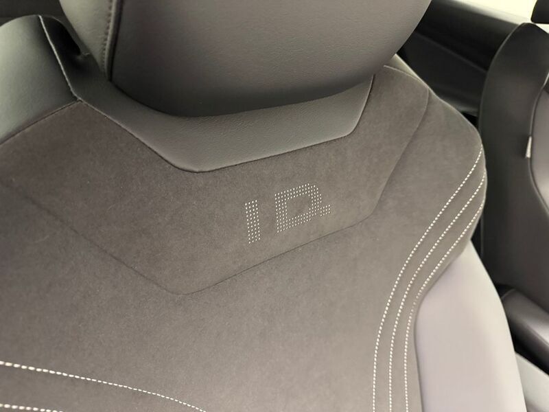 Gebraucht VW ID.4 Pro Performance 150 kW (204 PS) 2023 Schwarz SUV