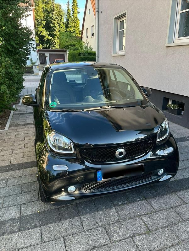 Schwarz Gebraucht 2017 Smart ForTwo Coupé Prime Coupé | 9.650 € (Guter Preis) - Bild 1/4