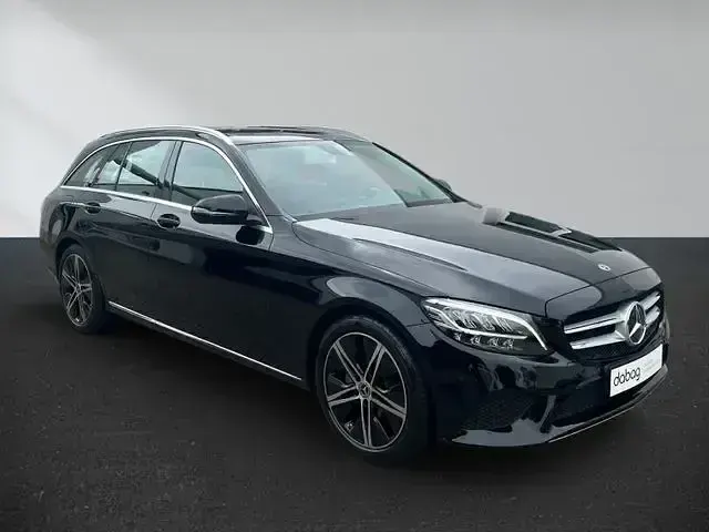 Gebraucht Mercedes C180 156 PS (114 kW) 2019 Schwarz Kombi