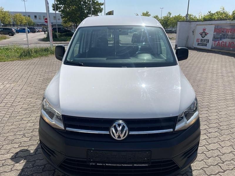 Weiß Gebraucht 2018 VW Caddy Van / Kleinbus | 6.799 € - Bild 1/4