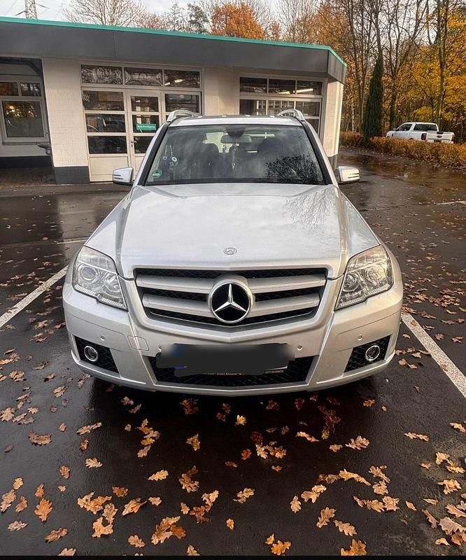 Silber Gebraucht 2011 Mercedes GLK220 SUV | 10.790 € - Bild 1/4
