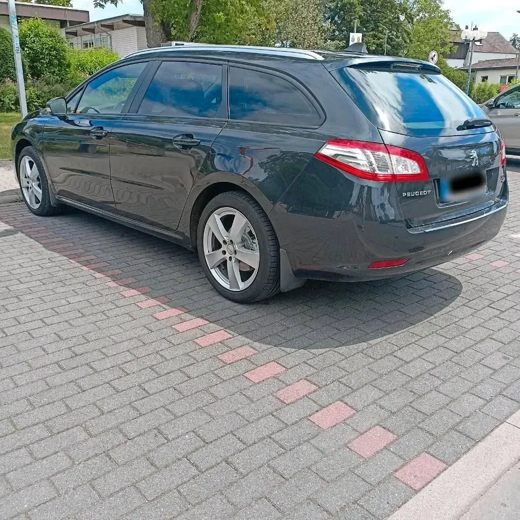 Gebraucht Peugeot 508 120 PS (88 kW) 2015 Schwarz Kombi