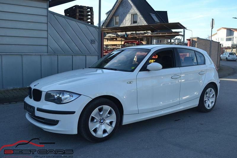 Gebraucht BMW 116 Advantage 116 PS (85 kW) 2009 Weiß Kleinwagen