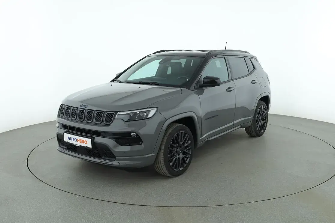 Gebraucht Jeep Compass 60 PS (44 kW) 2021 SUV