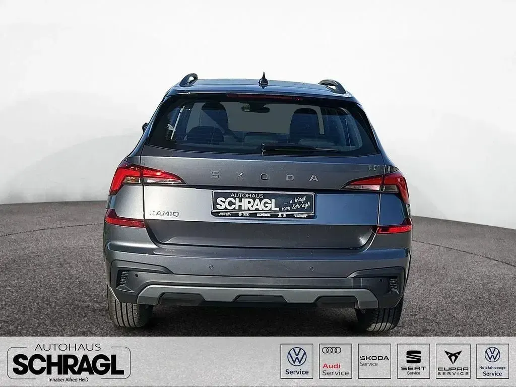 Neu Skoda Kamiq Selection 150 PS (110 kW) 2026 Graphitegrau metallic SUV