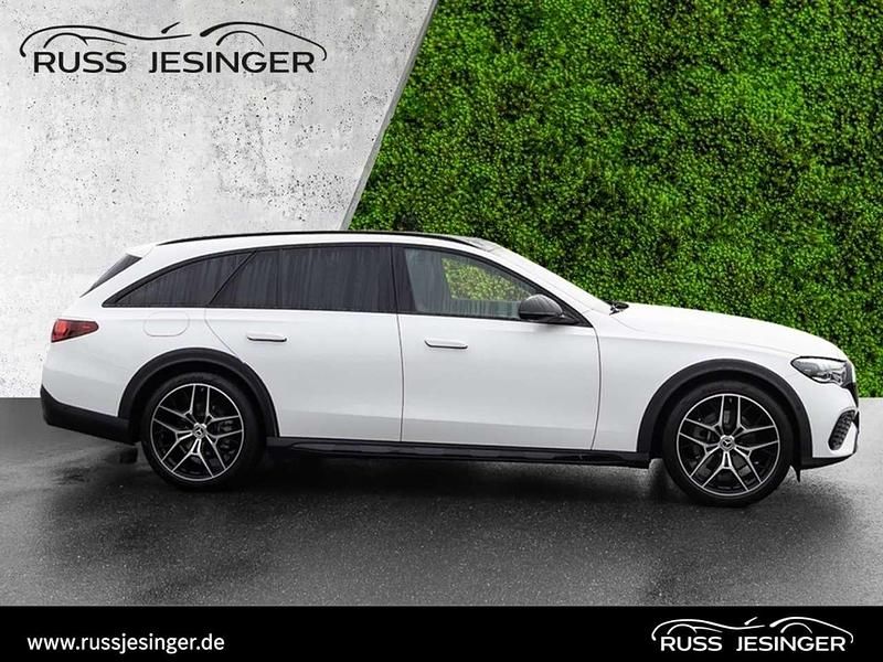 Gebraucht Mercedes E220 All-Terrain 197 PS (144 kW) 2025 Manufaktur opalithweiß bright Kombi