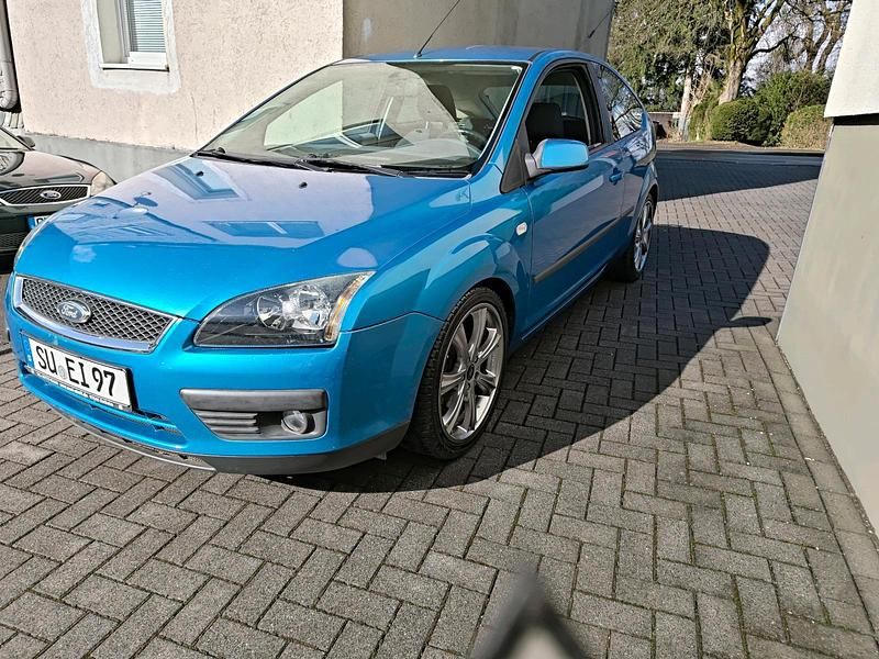 Gebraucht Ford Focus 145 PS (106 kW) 2006 Blau Kleinwagen