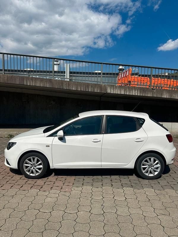 Second-hand Seat Ibiza 75 CP (55 kW) 2017 Alb Hatchback