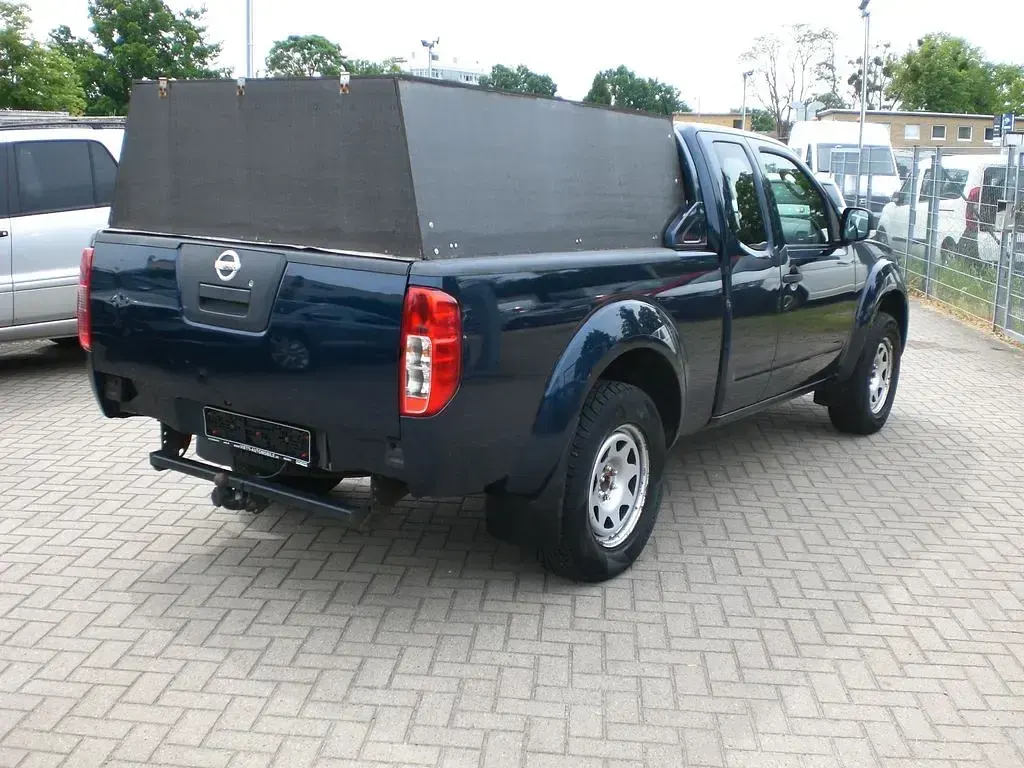 Gebraucht Nissan Navara XE 144 PS (105 kW) 2014 Blau Pickup