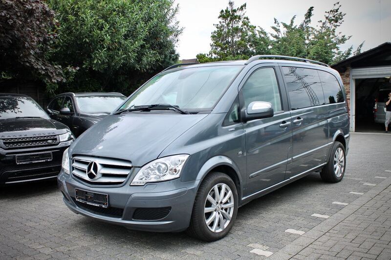 Grau Gebraucht 2012 Mercedes Viano Edition Van / Kleinbus | 15.900 € (Superpreis) - Bild 1/4