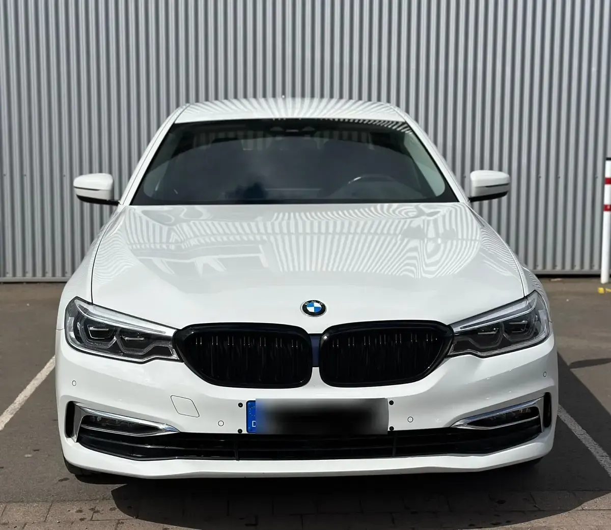 Usata BMW 530e Efficient Dynamics 298 CV (219 kW) 2019 Bianco Berlina