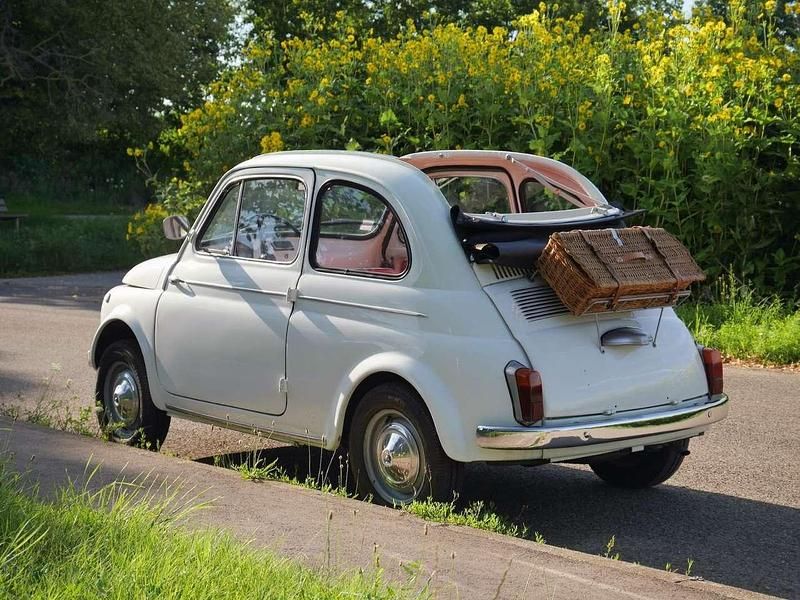 Weiß Gebraucht 1964 Fiat 500 Cabrio | 17.950 € - Bild 1/4