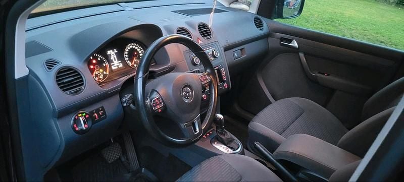 Schwarz Gebraucht 2013 VW Caddy Maxi Van / Kleinbus | 9.500 € (Guter Preis) - Bild 1/4