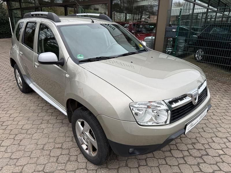Gebraucht Dacia Duster Lauréate 105 PS (77 kW) 2011 Grau SUV